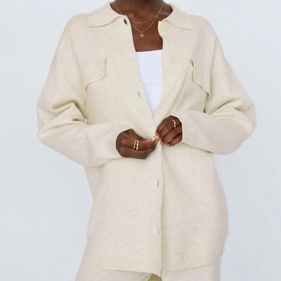 Aritzia Sweaters - Wilfred Free Ronnie sweater